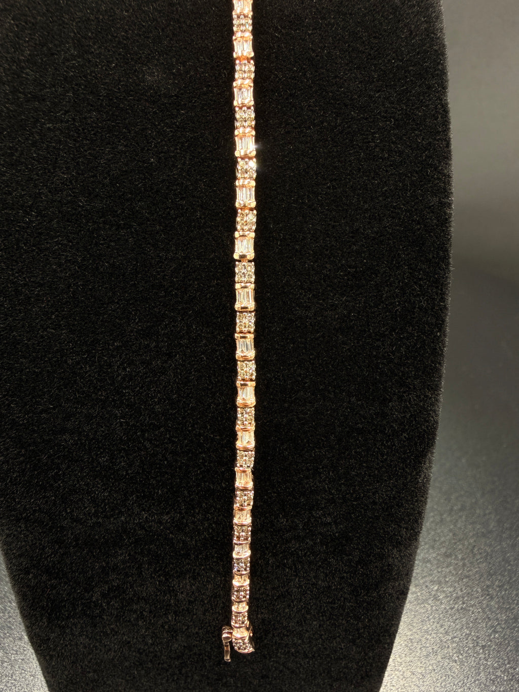 10K Gold Diamond Tennis Bracelet – 9g, 7.5” | DD Pawn Loans