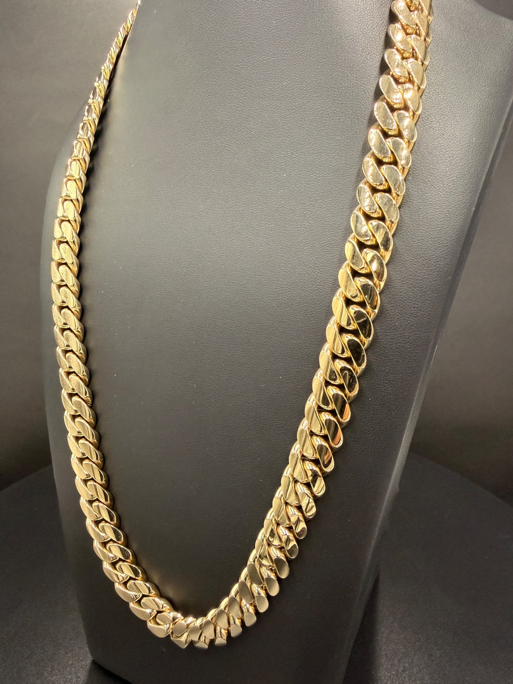 10K Miami Cuban Chain – 240.6g, 25" 12mm | DD Pawn Loans