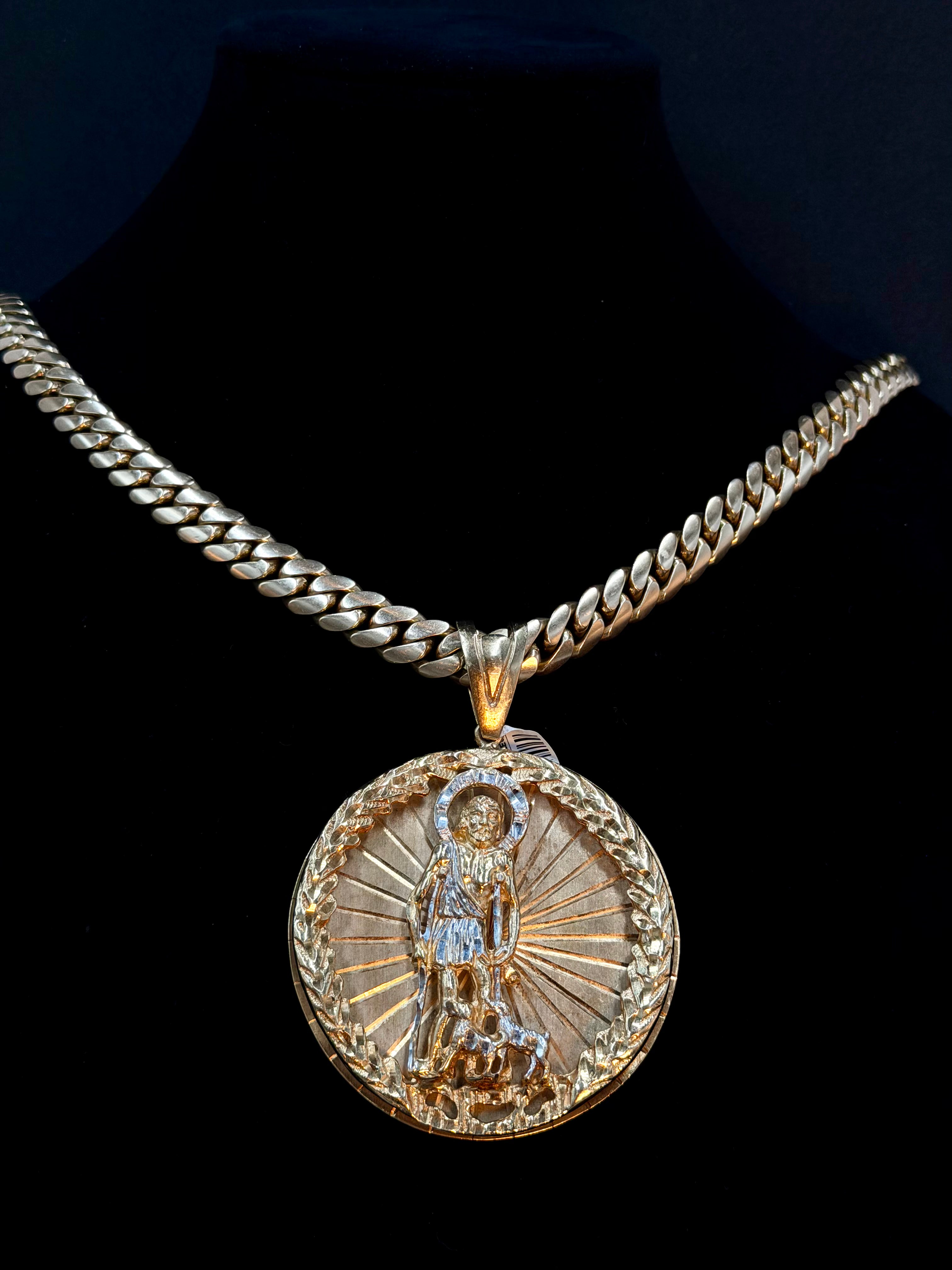 47g Saint Lazarus Medallion – 10K Gold | DD Pawn Loans
