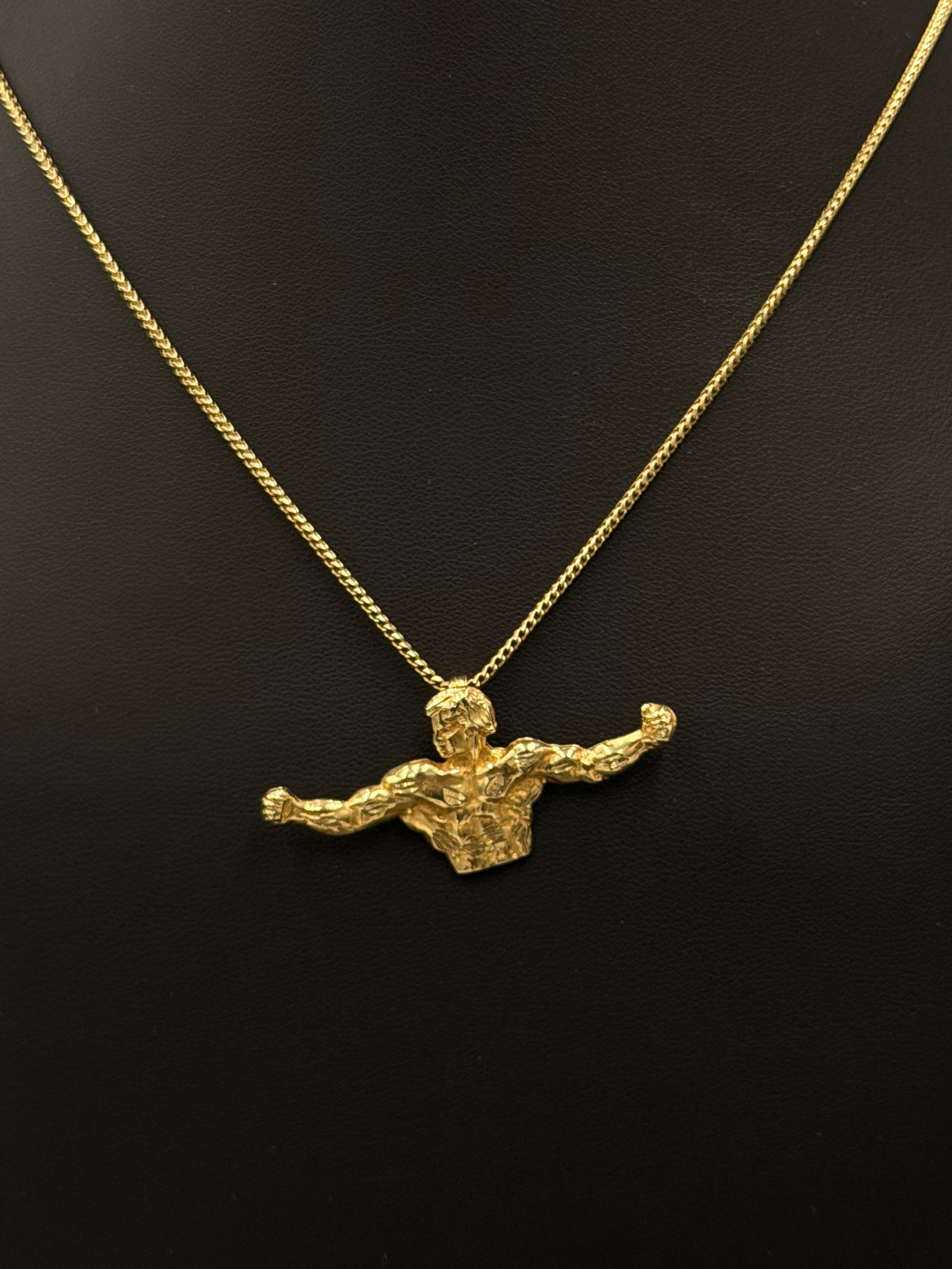14K Gold Muscle Man Pendant – 4.5g | DD Pawn Loans