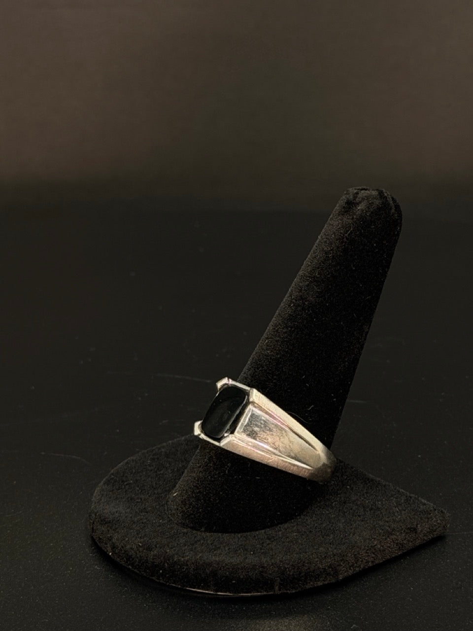 10K White Gold Black Onyx Ring – Sz 11 | DD Pawn Loans