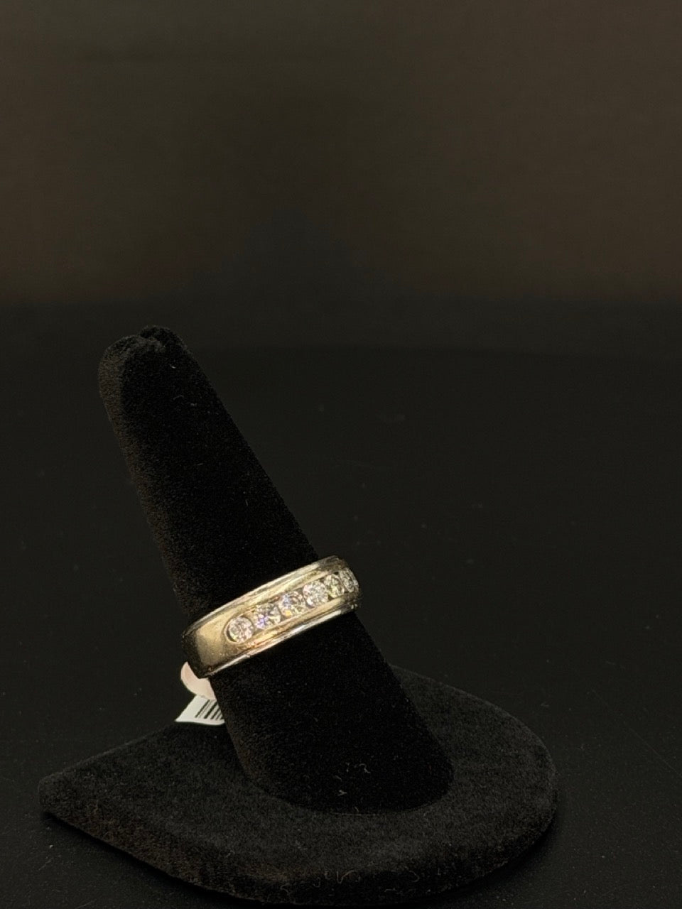 10K Diamond Band Ring – Size 9, 7.4g | DD Pawn Loans