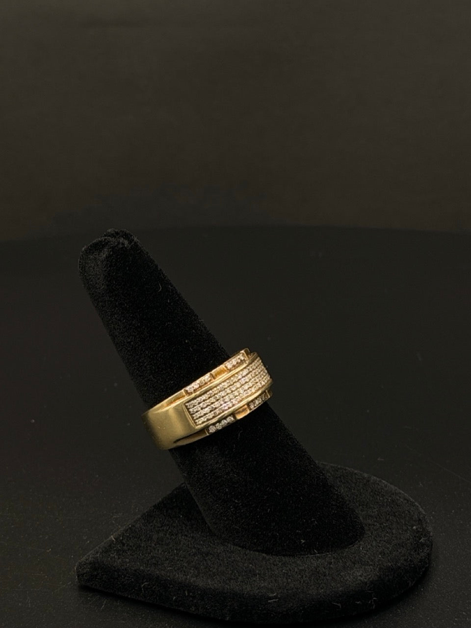 10K Diamond Ring – Size 8, 6.8g | DD Pawn Loans