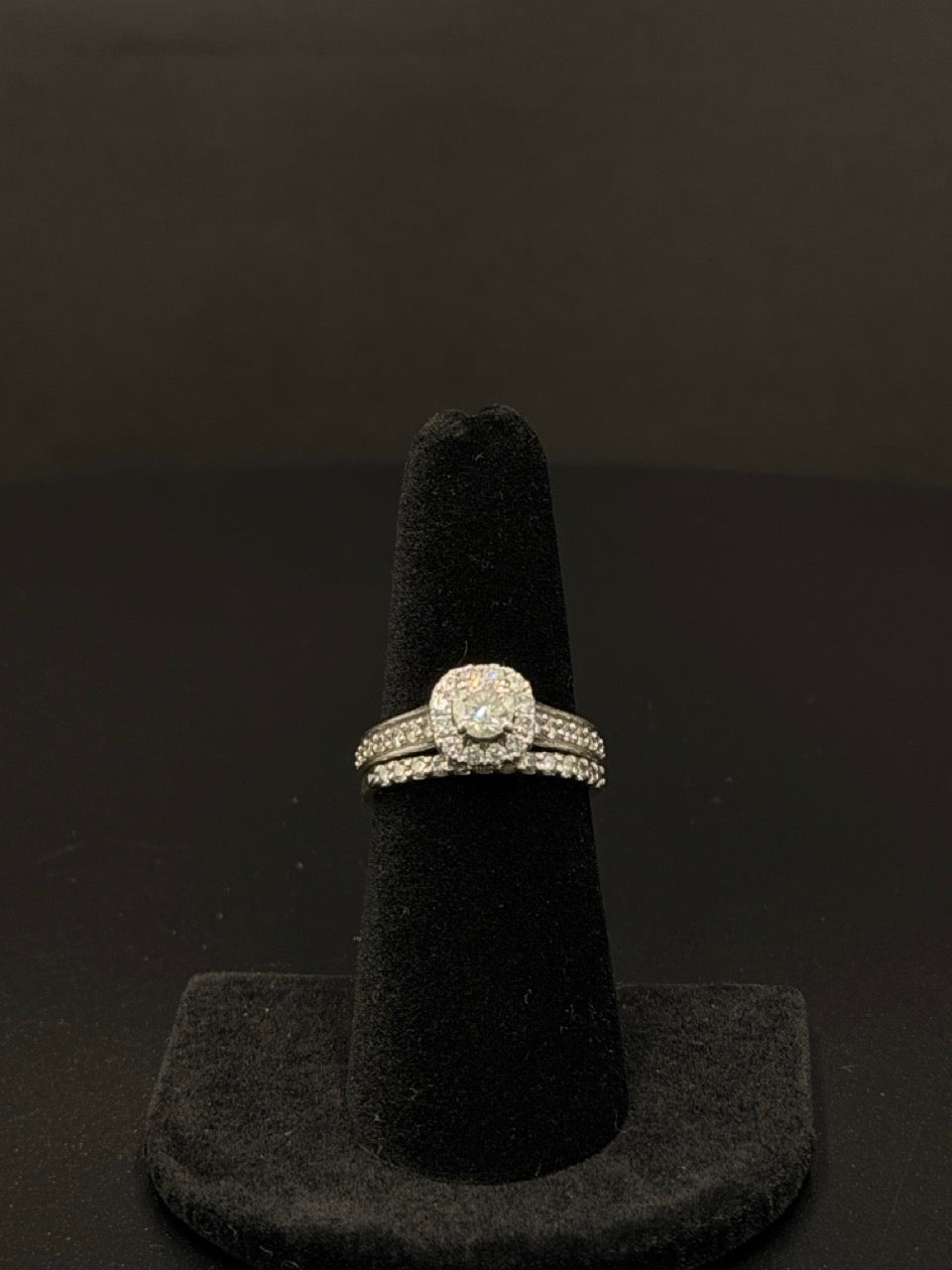 14K Diamond Halo Bridal Set – Size 7 | DD Pawn Loans