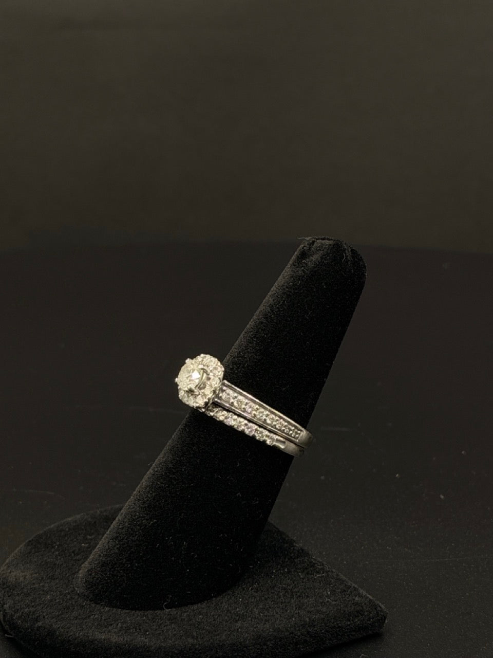 14K Diamond Halo Bridal Set – Size 7 | DD Pawn Loans