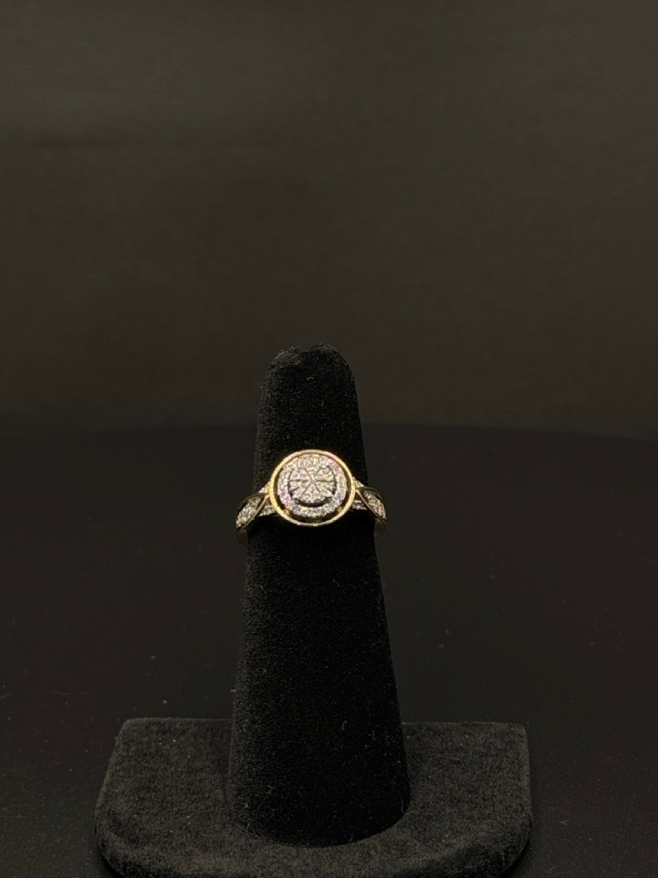 Two-Tone Diamond Halo Ring – 10K, Sz 5 | DD Pawn Loans