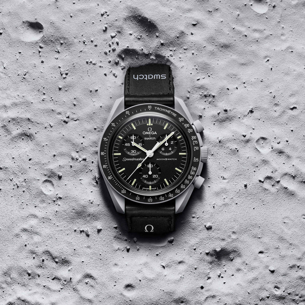 MoonSwatch Mission to the Moon SO33M100 lifestyle photo