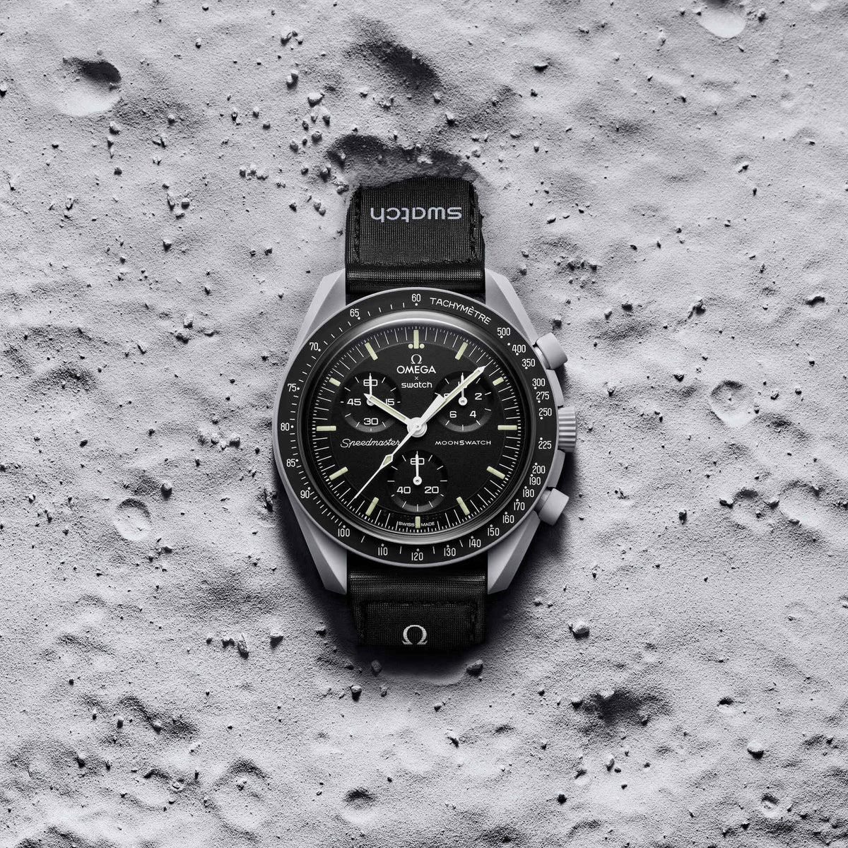 MoonSwatch Mission to the Moon SO33M100 lifestyle photo