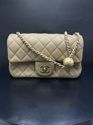 Chanel Mini Flap Bag Beige with Gold Hardware – photo 2