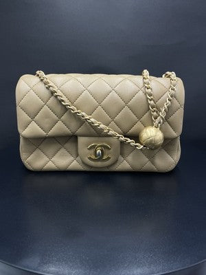 Chanel Mini Flap Bag Beige with Gold Hardware – photo 3