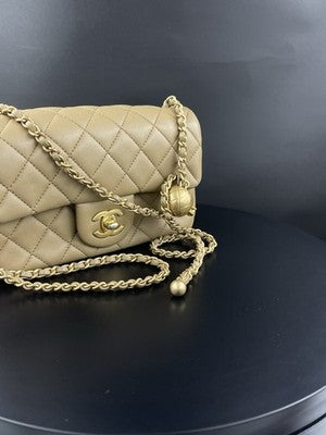 Chanel Mini Flap Bag Beige with Gold Hardware – photo 5