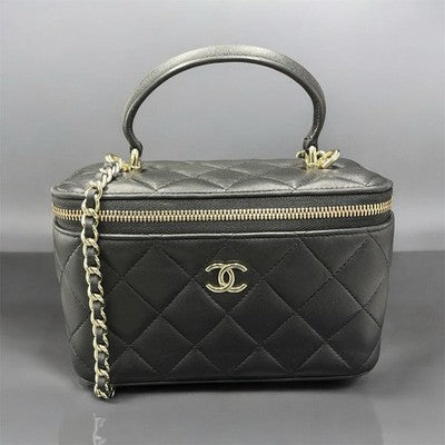 Chanel Quilted Lambskin Vanity Case with Handle Gold Hardware – photo 1