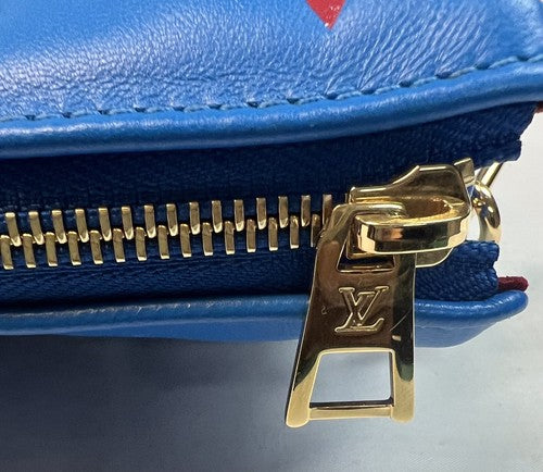 Louis Vuitton Coussin PM Blue Red Lambskin Gold Chain – Limited Edition – photo 10