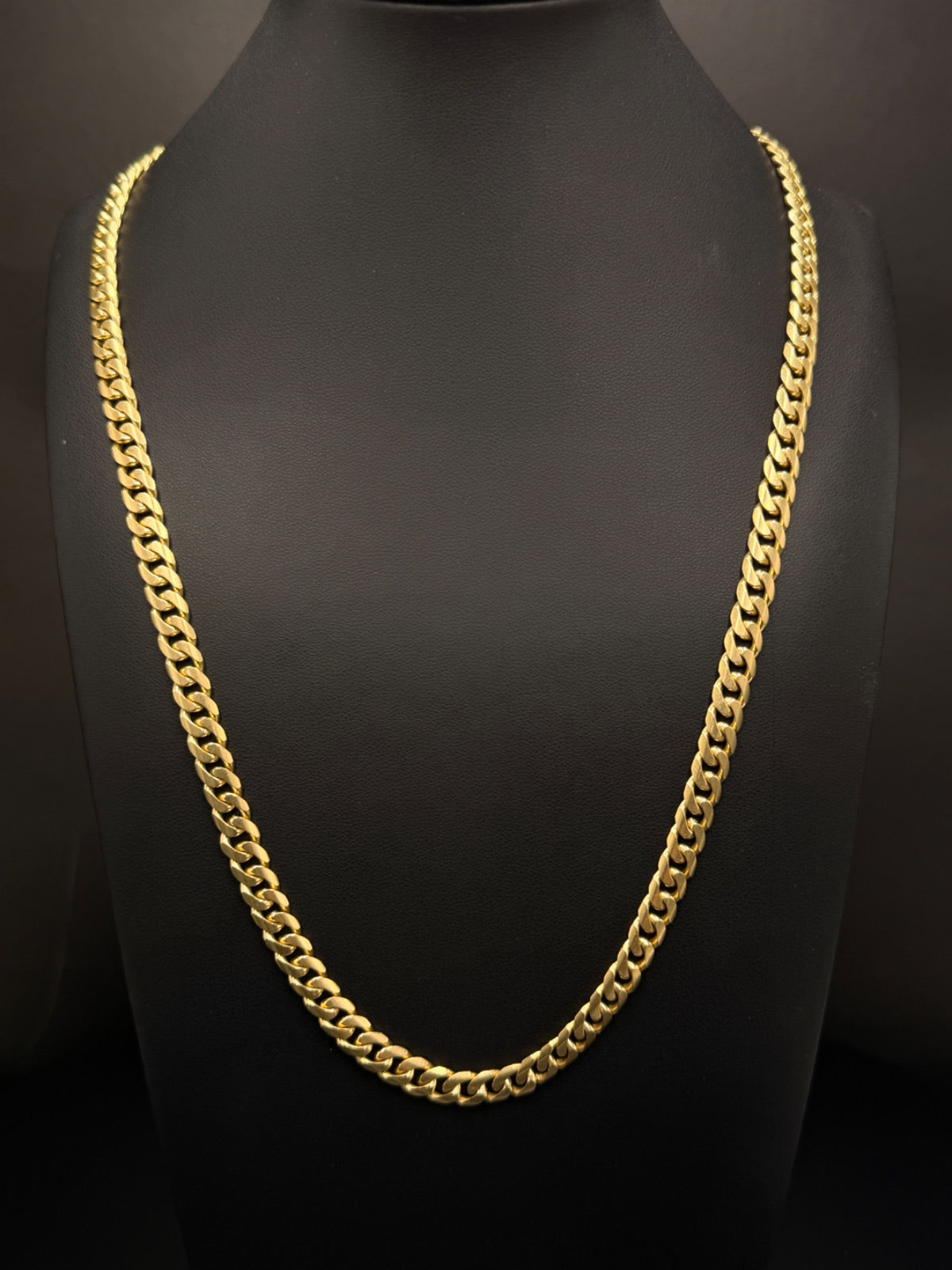 14K Gold Curb Chain Necklace 24 in 5.5mm