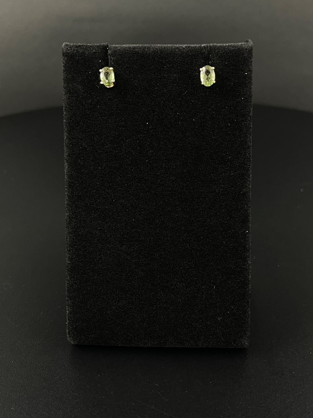 10K Yellow Gold Stud Earrings with Citrine