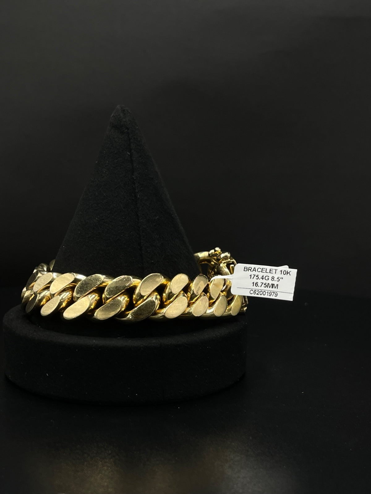 10K Gold Curb Link Bracelet – 175.4g 8.5" | DD Pawn Loans