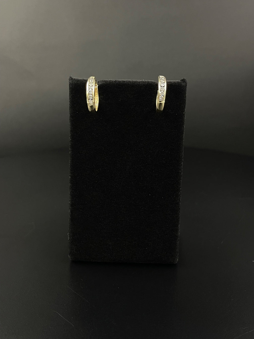 14K Gold Diamond Hoop Earrings 3.8g