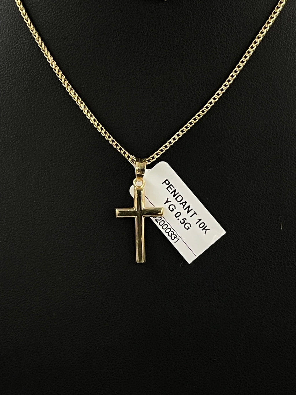 10K Gold Cross Pendant Necklace 11.12mm