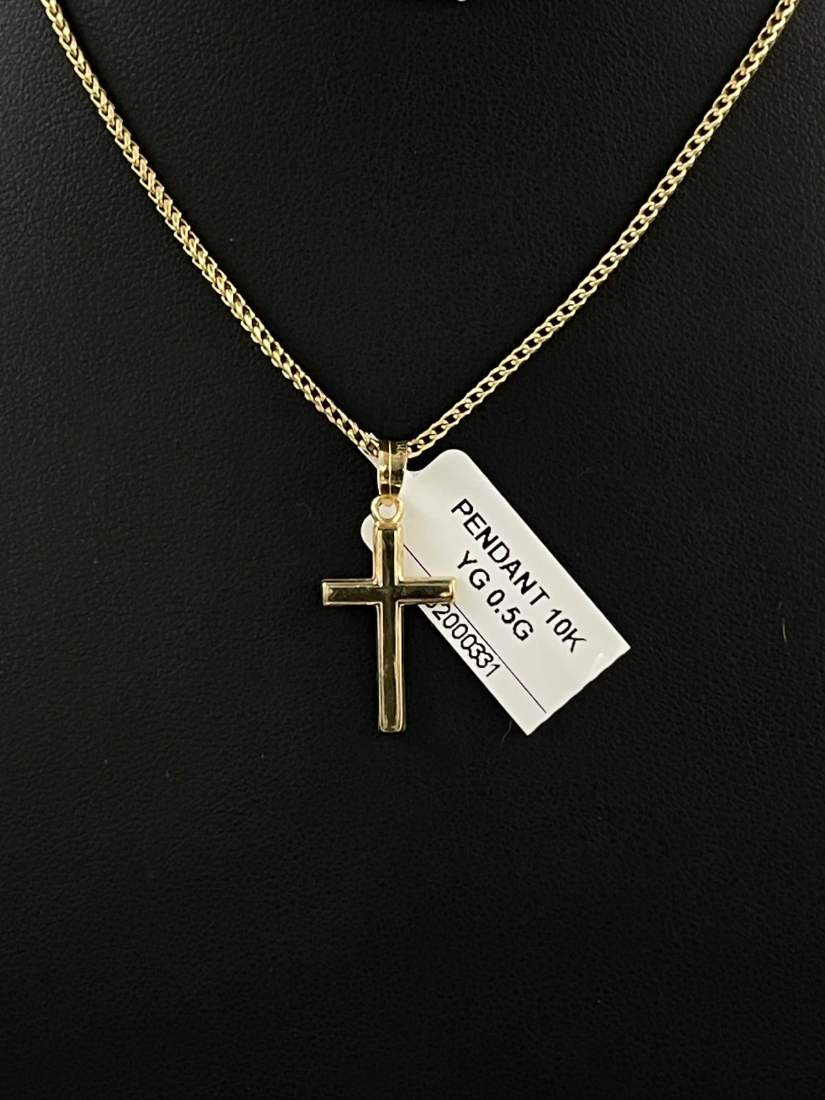 10K Gold Cross Pendant Necklace 11.12mm