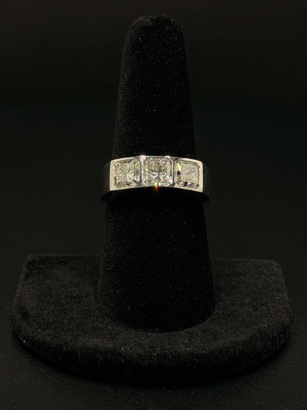 18K White Gold Diamond Ring Size 8 GIA