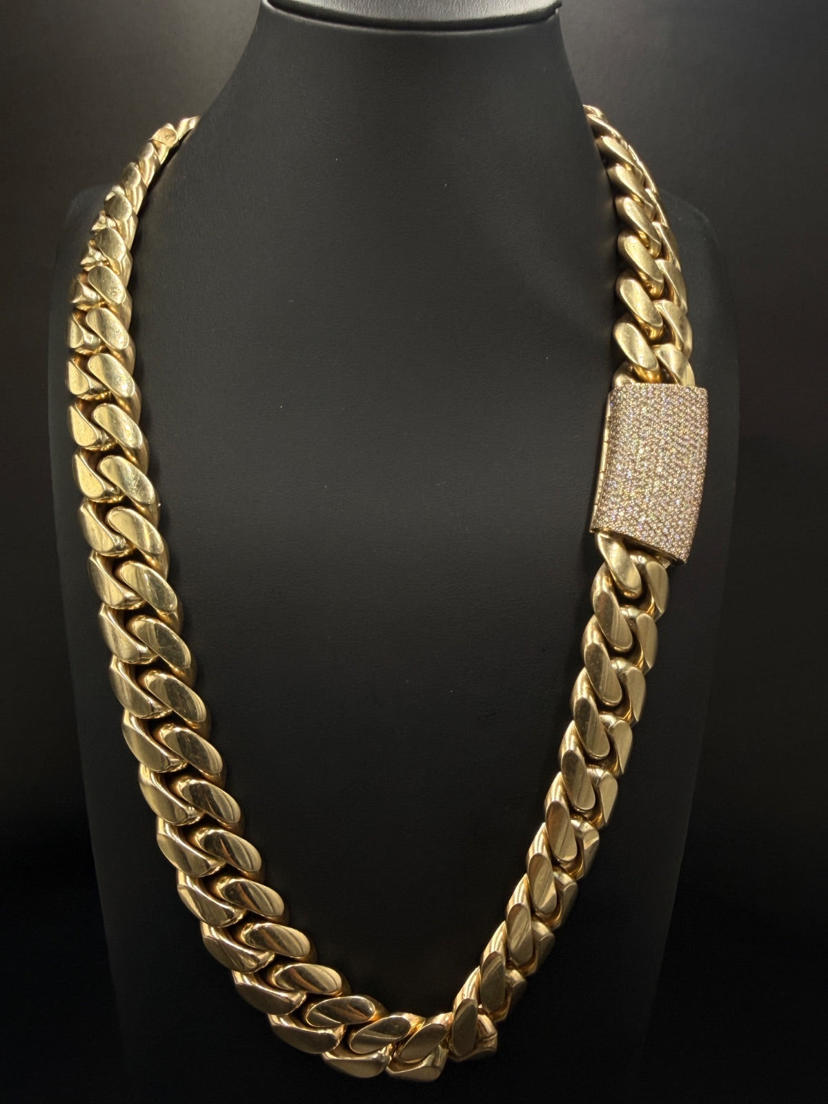 14K Gold Cuban Link Chain – 533.6g, 25in | DD Pawn Loans
