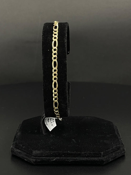 10K Gold Figaro Bracelet 
3.5mm
7.5 in