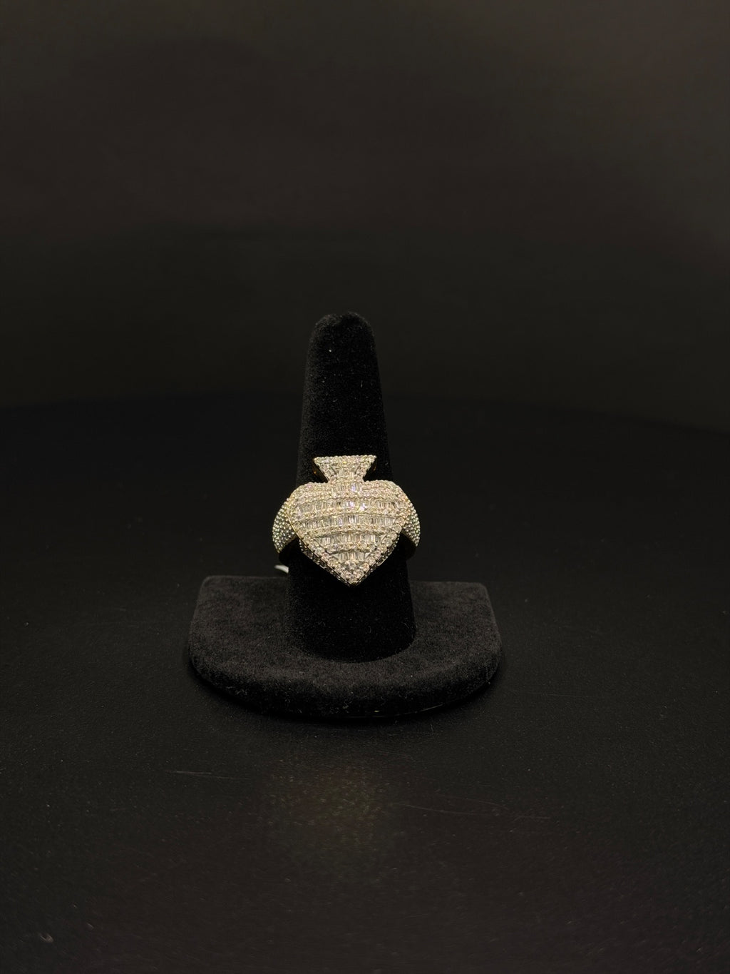 10K Gold Diamond Heart Ring – 13.2g, Sz 10 | DD Pawn Loans