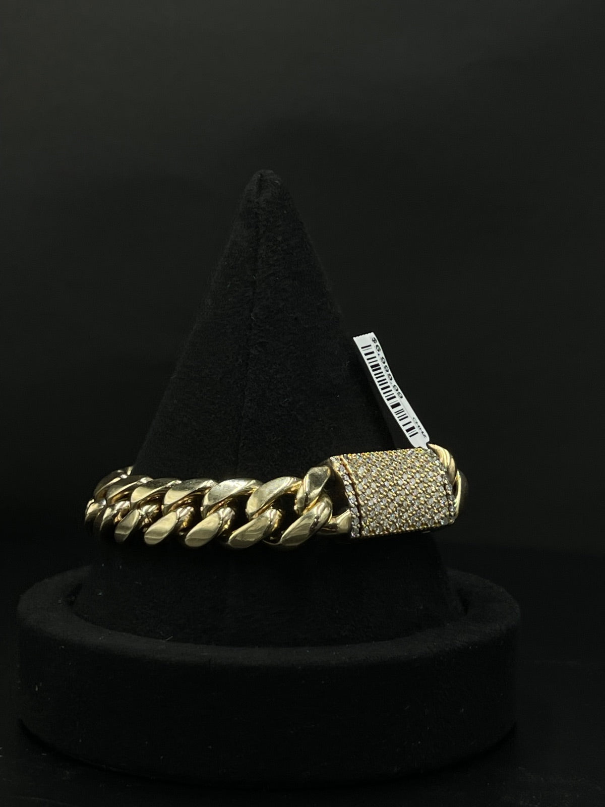 10K Gold Twisted Cable Bracelet – 78.5g | DD Pawn Loans