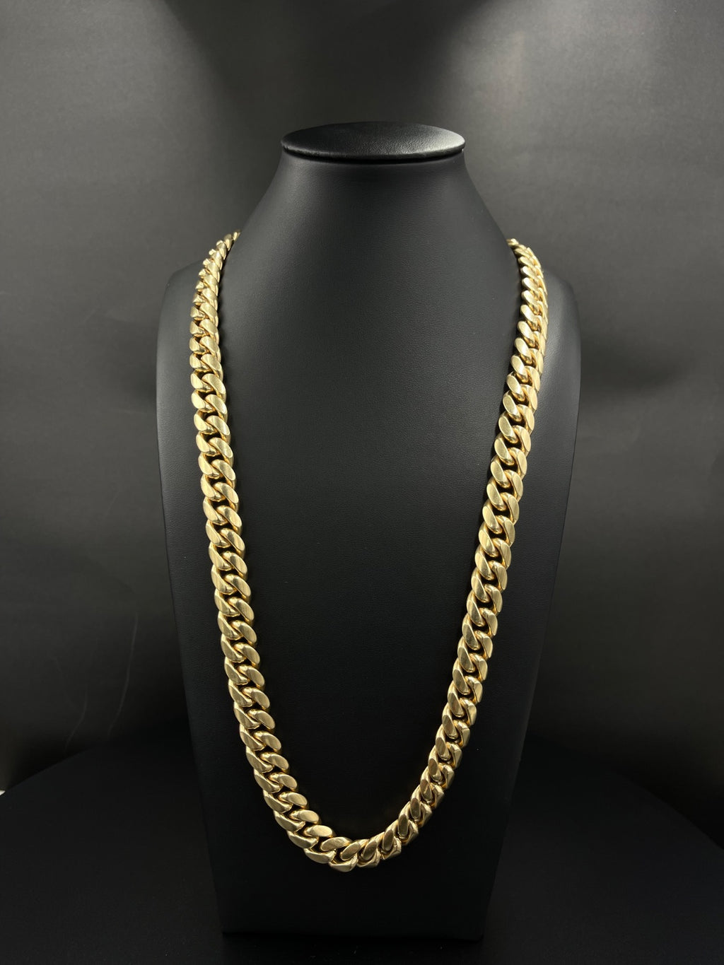 14K Gold Cuban Curb Chain Necklace for Sale