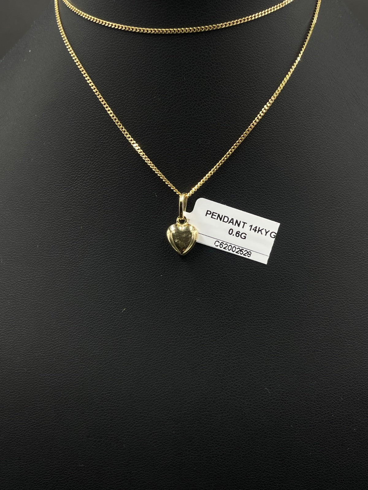 14K Gold Heart Pendant 0.6g