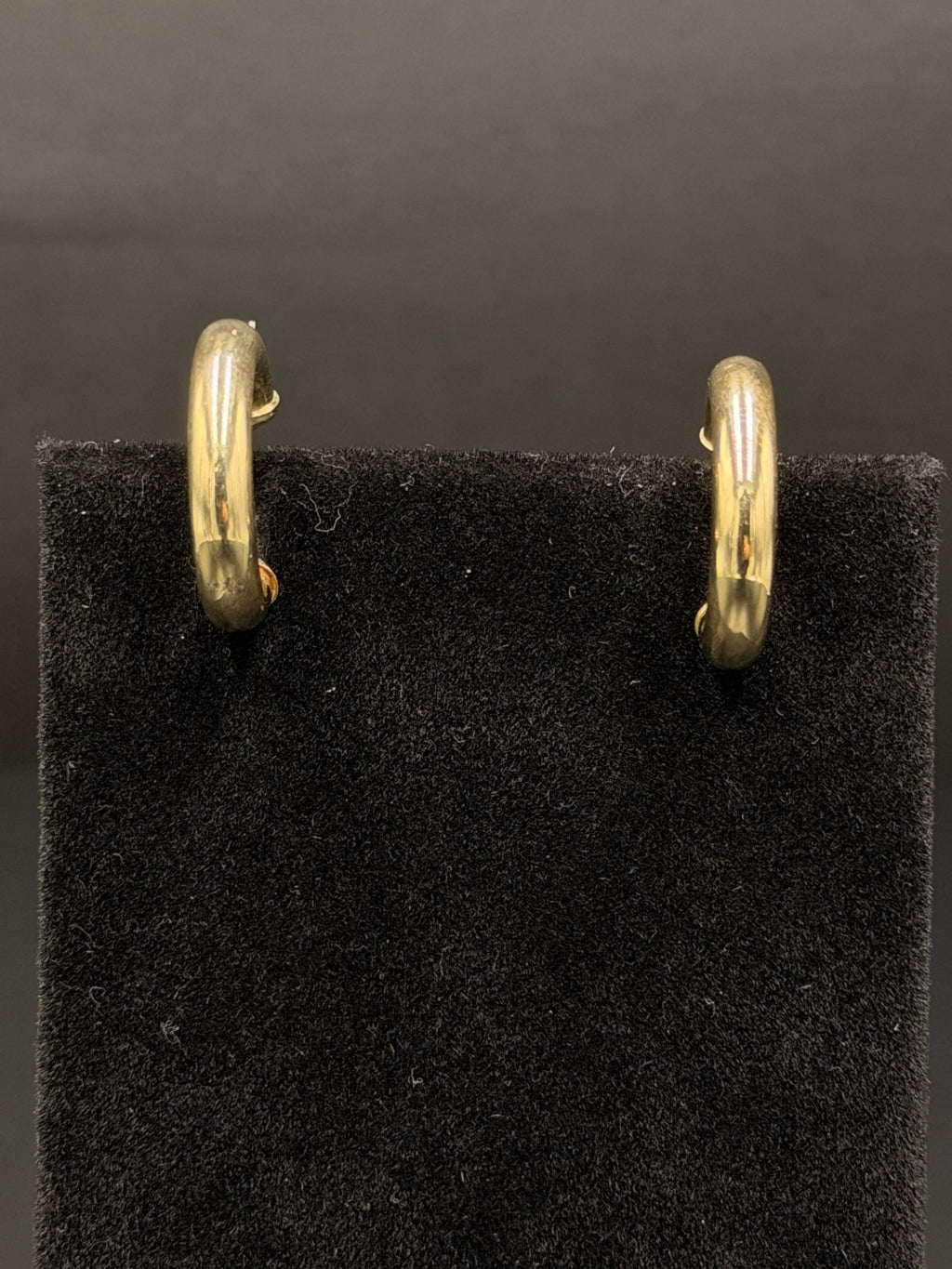 14K Gold Hoop Earrings – 2.8g | DD Pawn Loans