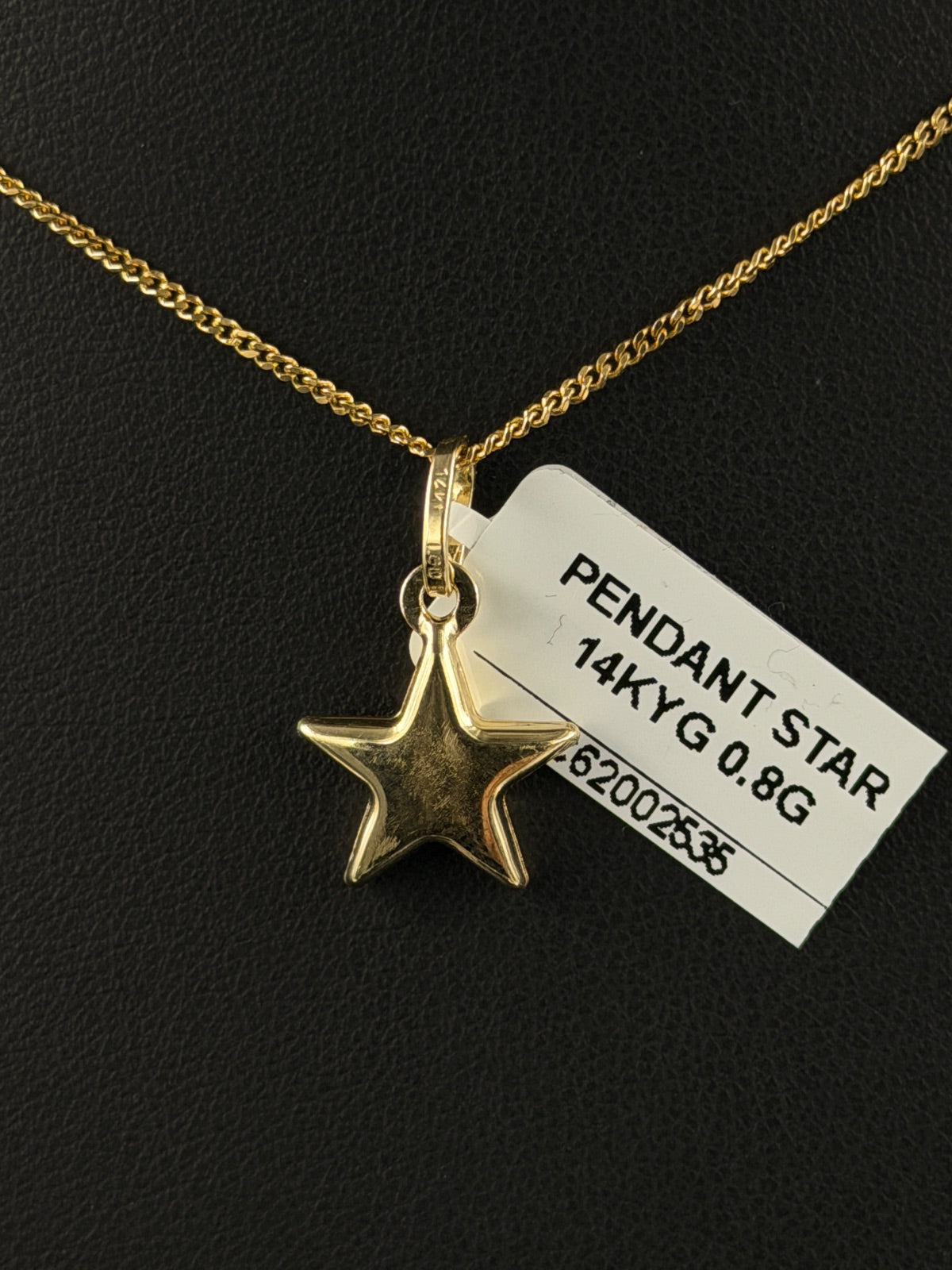 14K Gold Star Pendant .8g