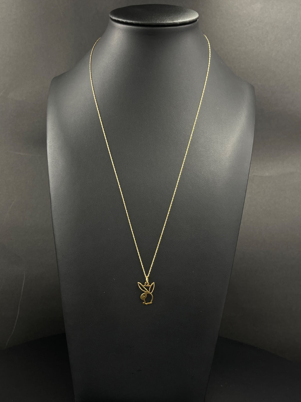10K Gold Necklace Pre-Owned for Sale
