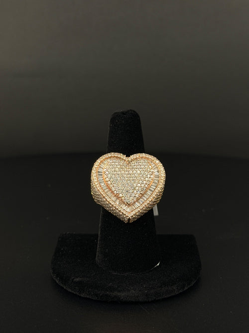 10K Gold Heart Ring for Sale - Pre-owned