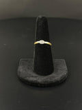 18K Gold Ring Size: 6