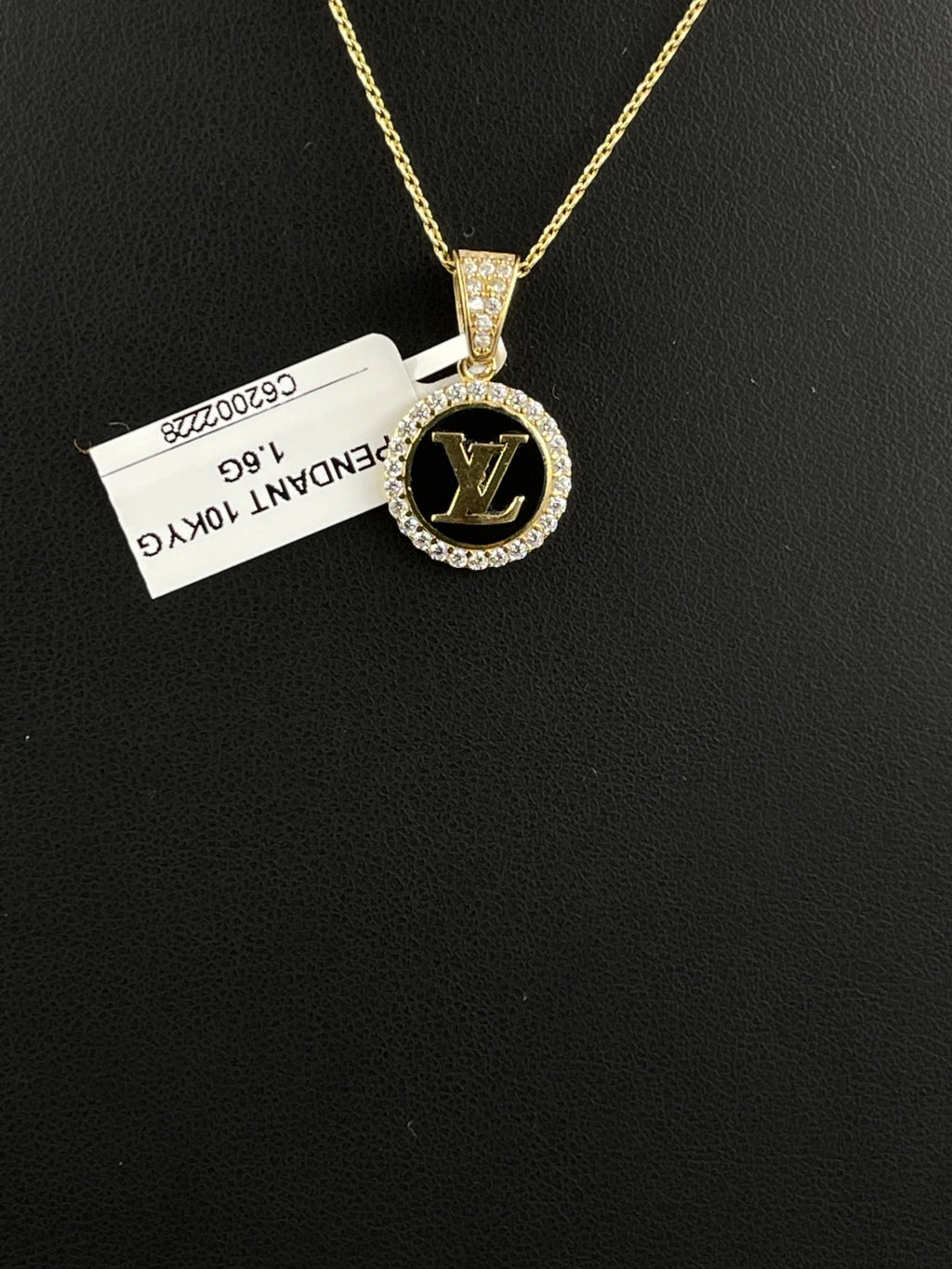 10K Gold Logo Pendant with Chain – 1.6g | DD Pawn Loans