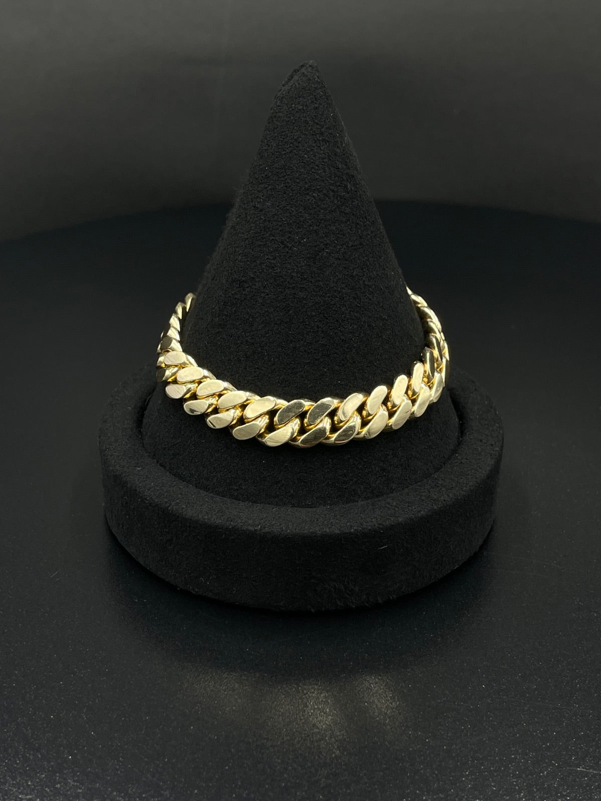 10K Gold Cuban Bracelet – 53.8g, 7.5in, 10mm | DD Pawn Loans