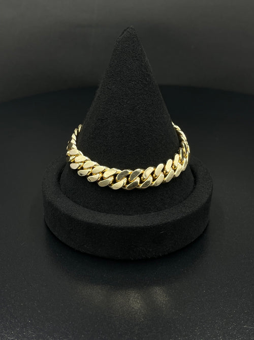 10K Gold Cuban Bracelet 
10mm
7.5 in