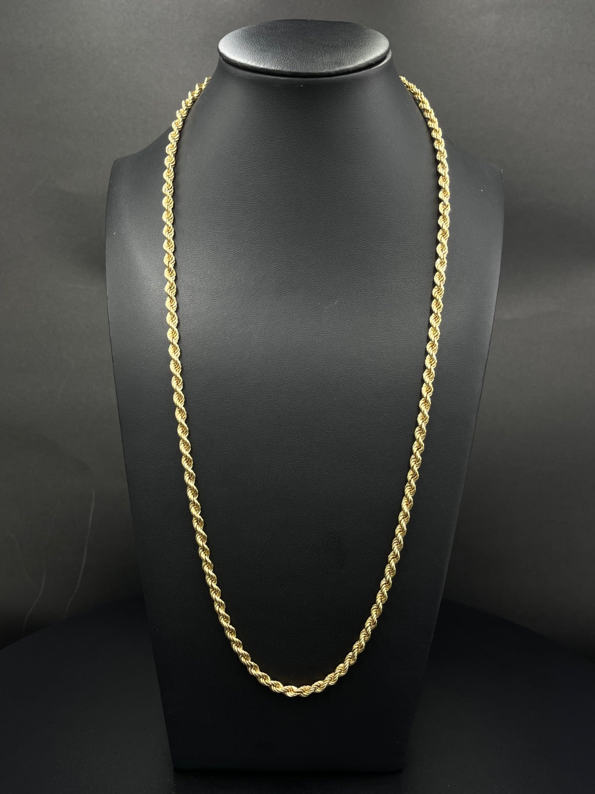 10K Gold rope Chain 
4mm
24 in