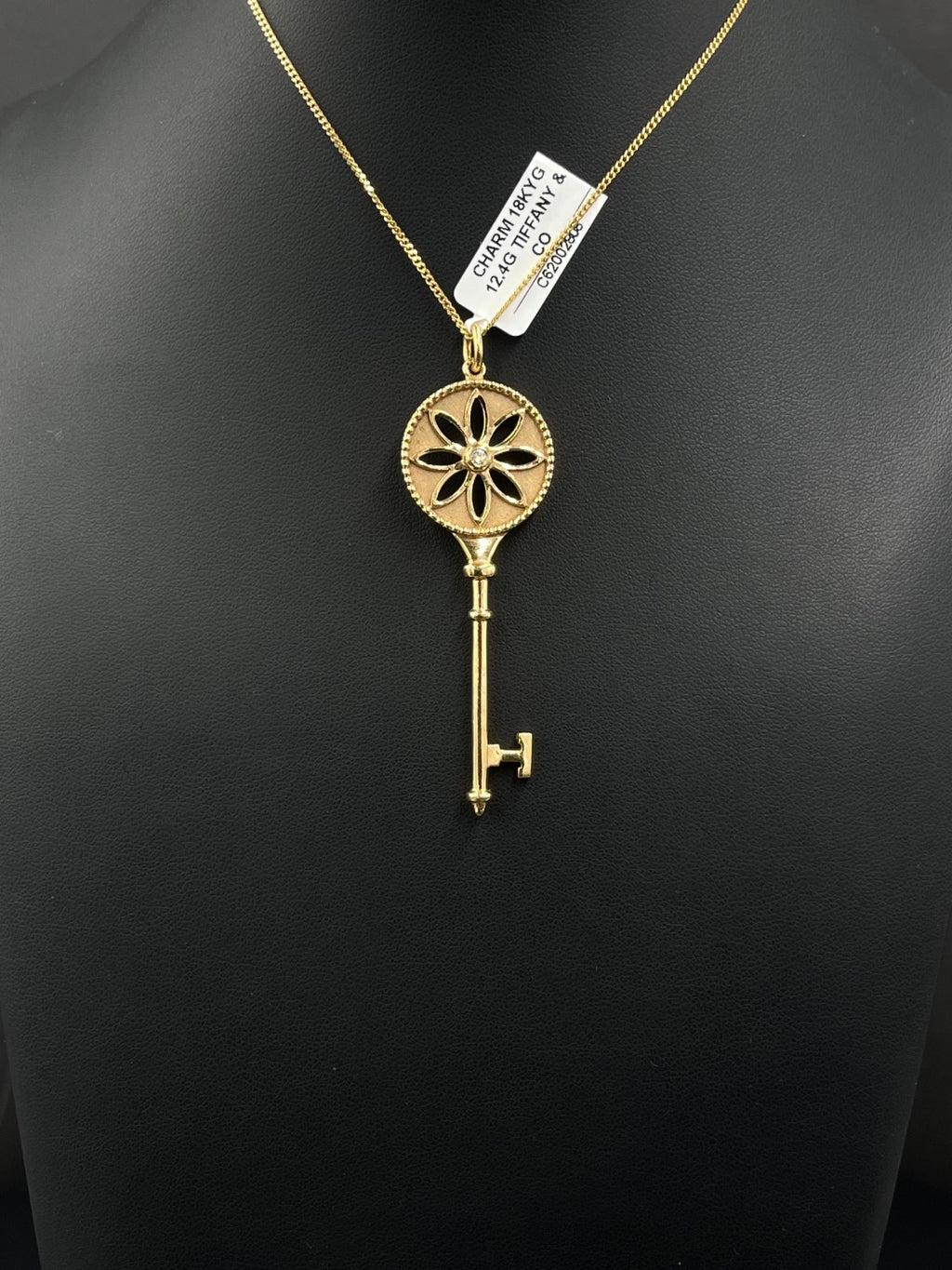 18K Yellow Gold Tiffany Daisy Key Pendant 39mm