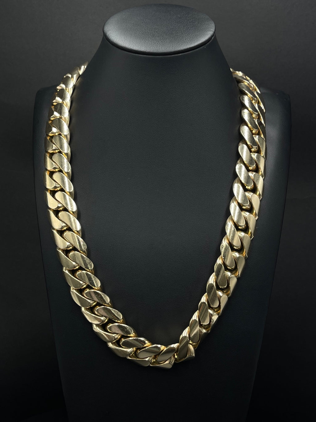 10K Gold Curb Chain Necklace 20mm 22in