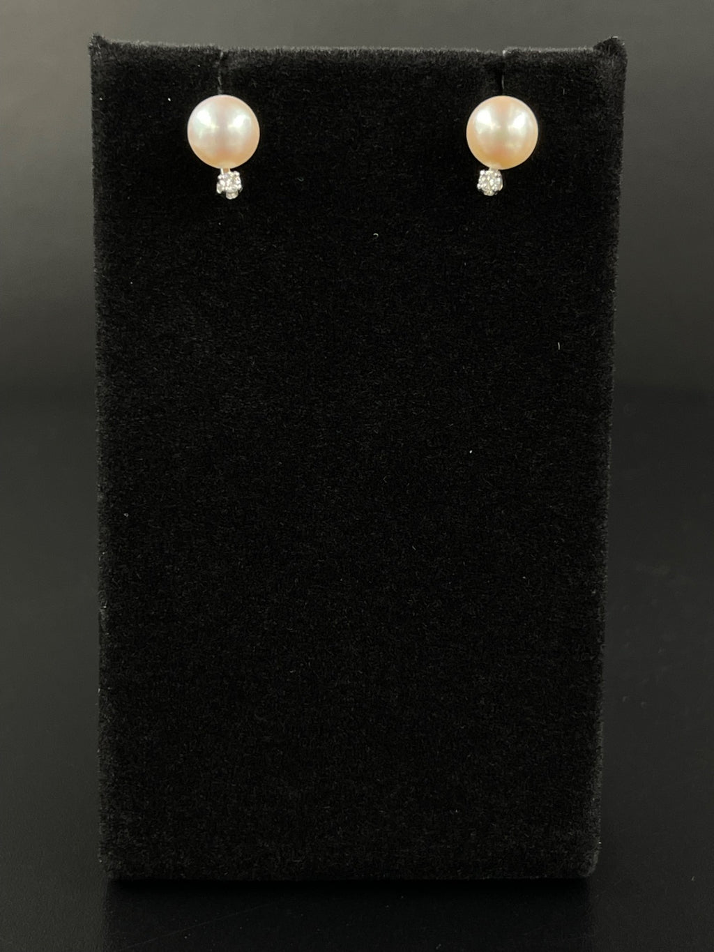 14K Gold Pearl Stud Earrings – 1.9g | DD Pawn Loans