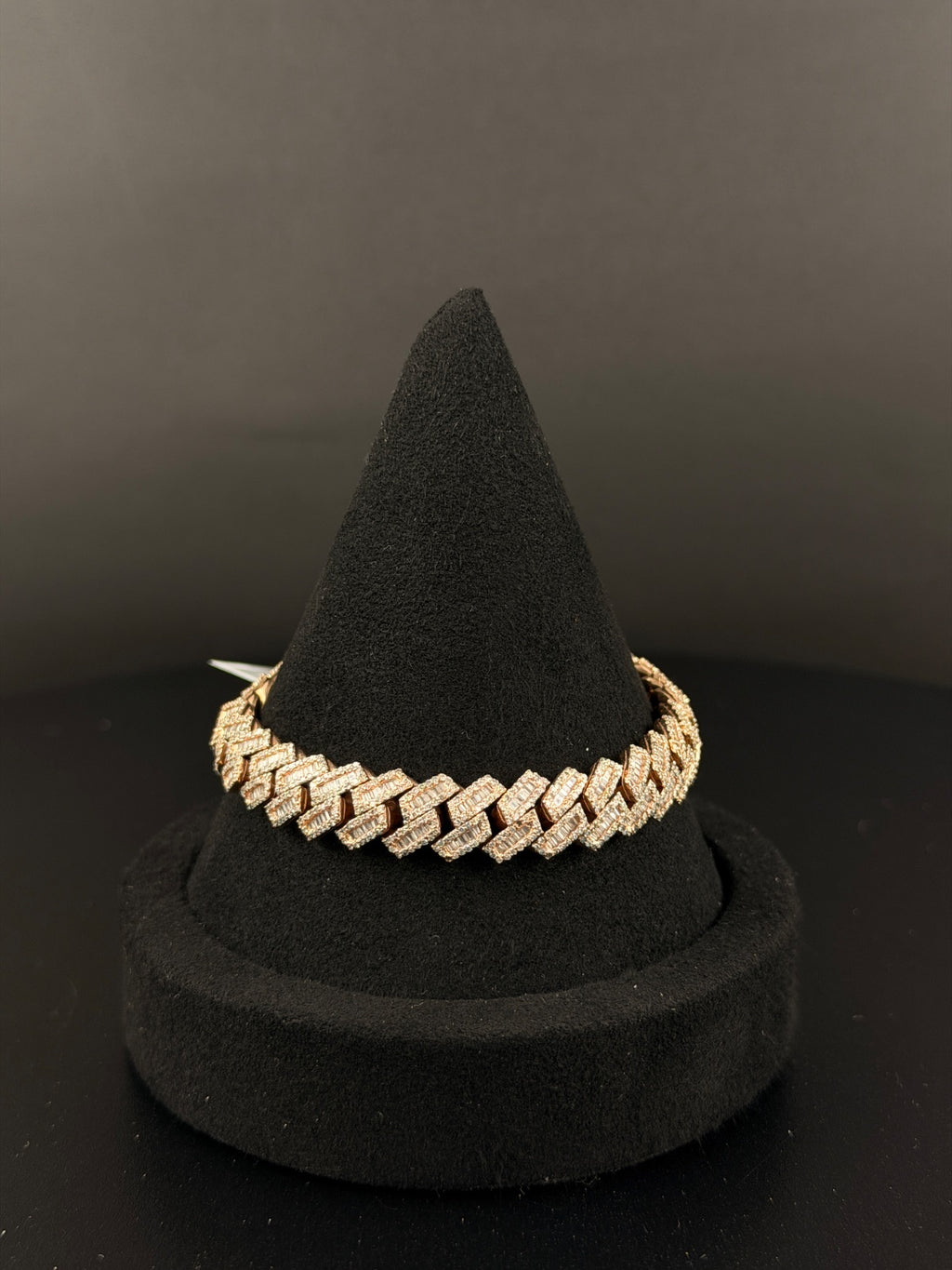 10K Gold Diamond Bracelet 40.5g 7in