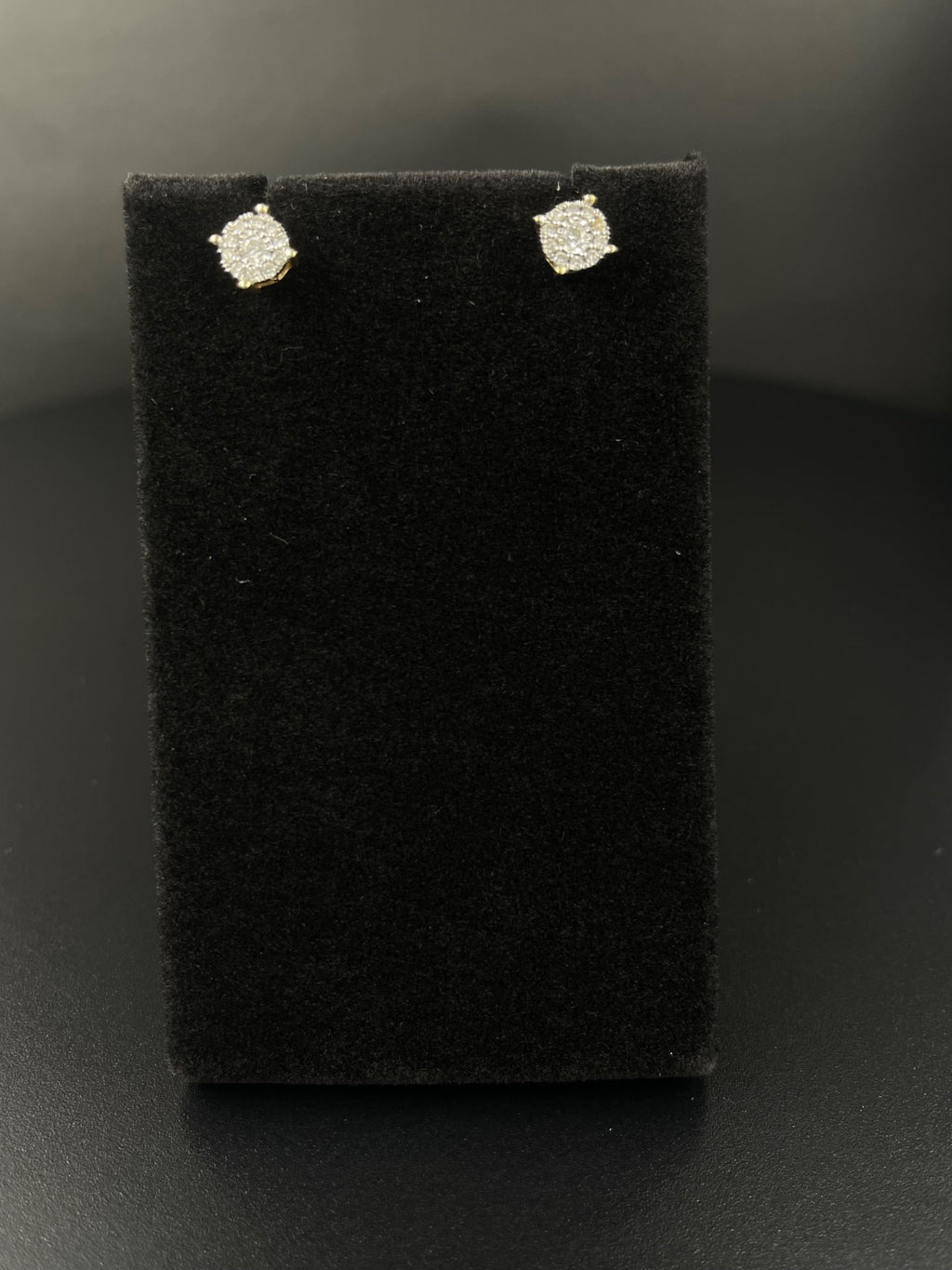 14K Gold Diamond Stud Earrings 6.47mm