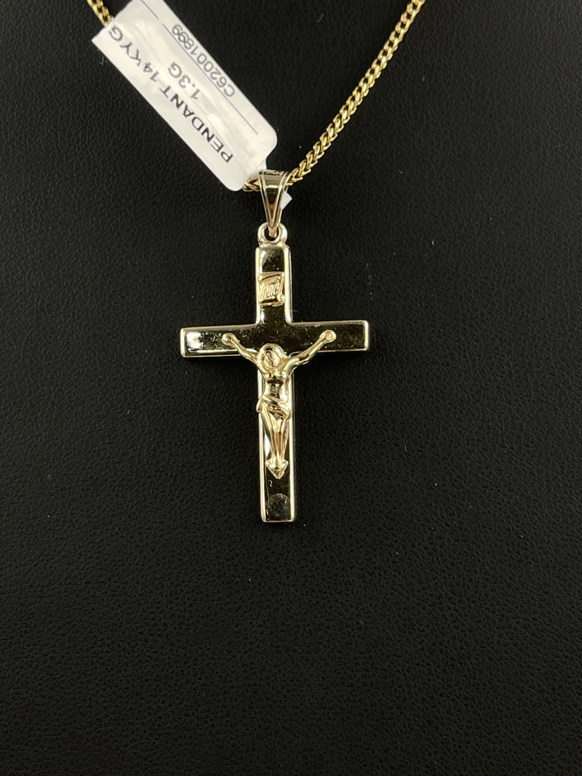 14K Yellow Gold Crucifix Pendant 1.3 Grams 20.91mm