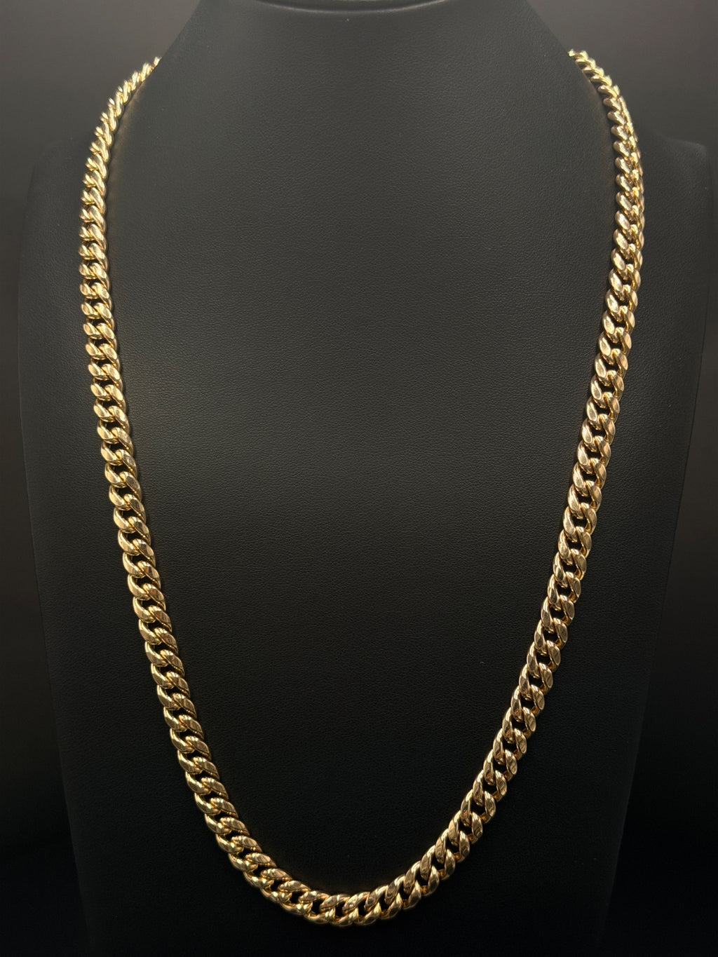 10K Gold Curb Chain Necklace 23 in 7.5mm