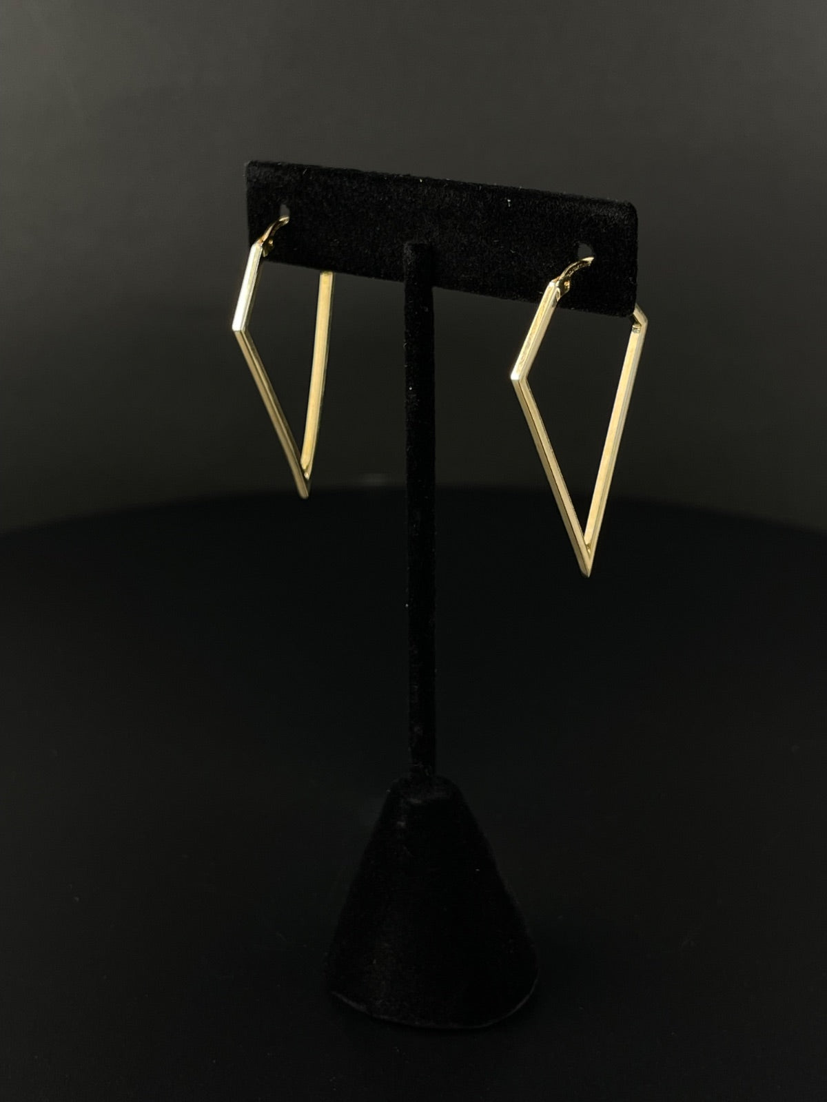 14K Gold V-Shape Hoop Earrings 26.8mm