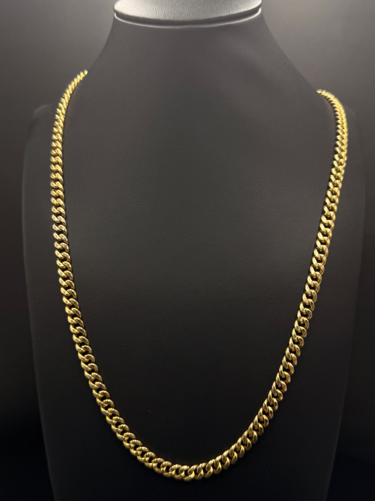 10K Gold Curb Chain Necklace for Sale Pre-Owned