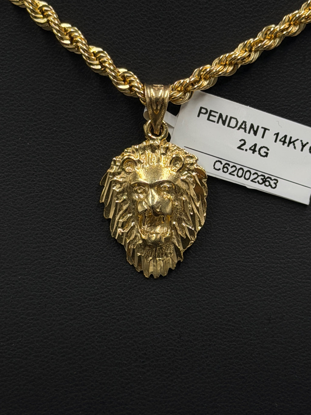 14K Gold Lion Head Pendant 2.4g