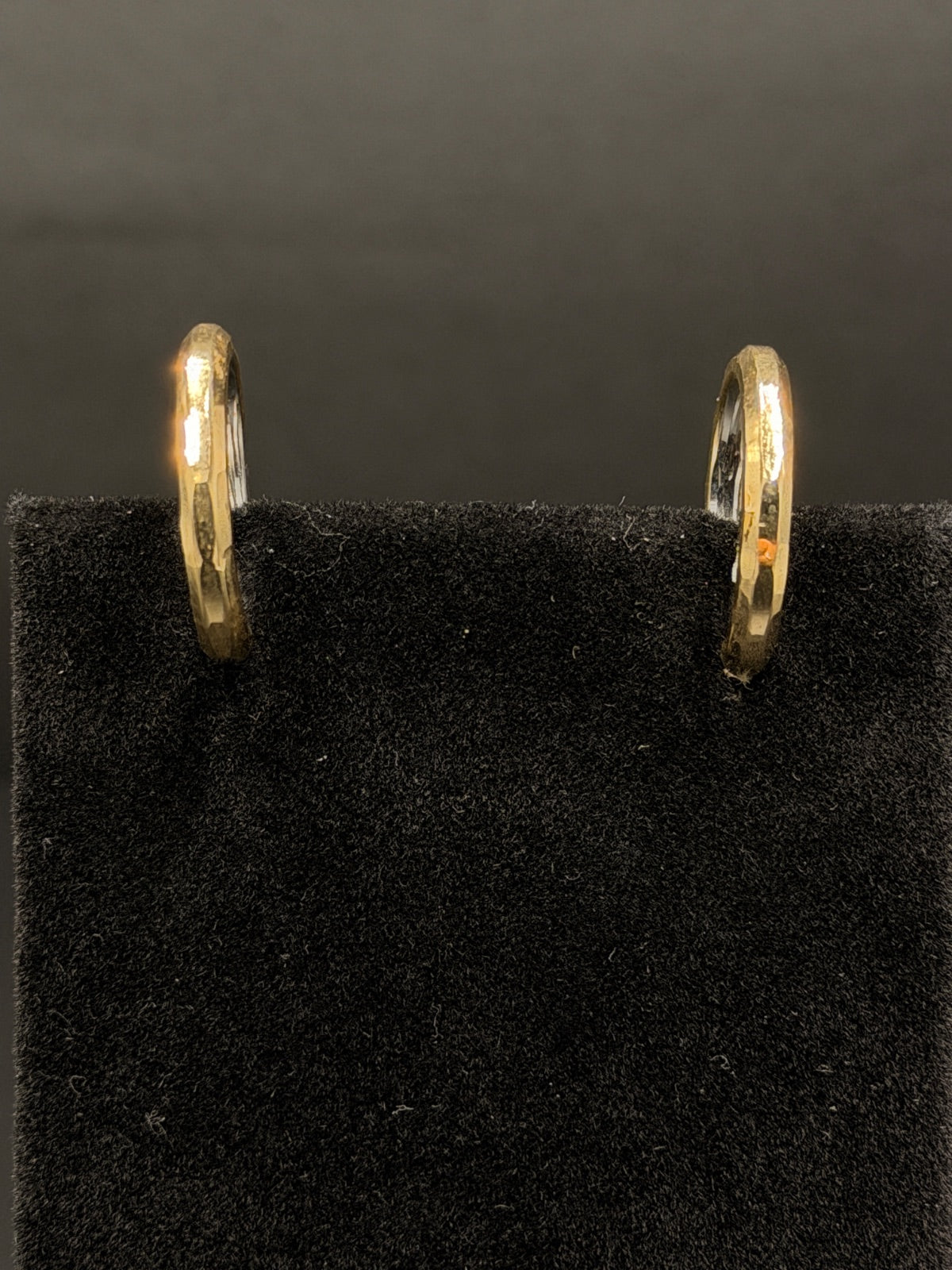 14K Gold Hoop Earrings – 2.1g | DD Pawn Loans